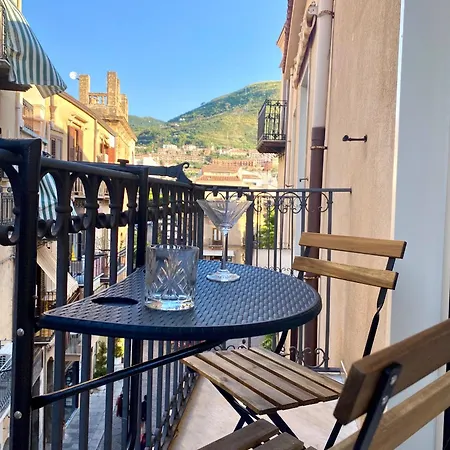La Casa Dell'artemisia * Cefalu